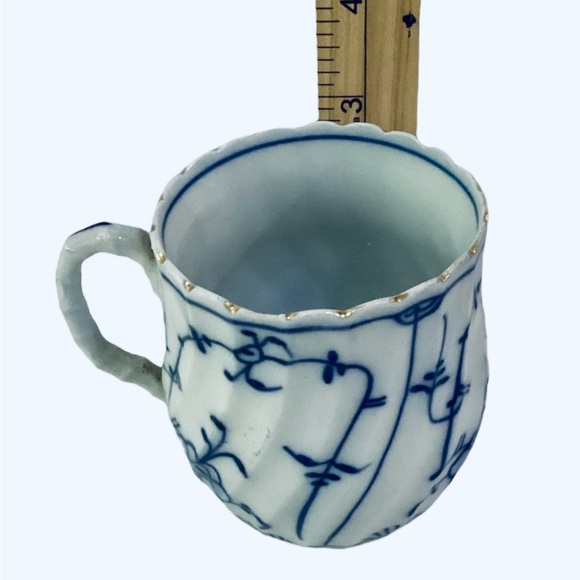 Vintage Blue Onion Demitasse Tea Cup Hand Painted Cobalt Signed Germany - Picture 3 of 6